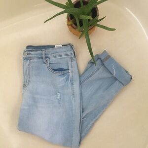 Old navy the power jean distressed light wash